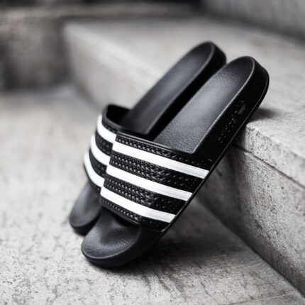 Image de Claquette Adidas Adilette  - Original Algérie Master Sport DZ