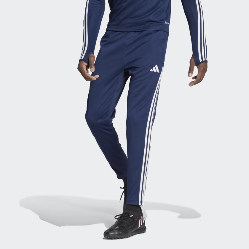 Pantalon_dentrainement_Tiro_23_League_Bleu_HS3492_21_model-1.jpg Pantalon ADIDAS Tiro 23 League – Image 1