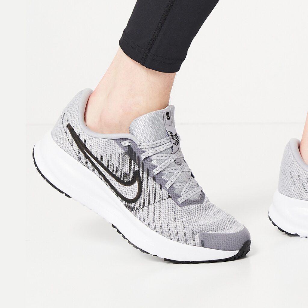 basket-nike-run-defy-original-algerie-dz.jpg Basket Nike Run Defy – Image 1