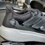 Baskets Adidas Ultimashow 2.0 – Image 2