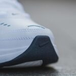 Chaussure Nike Air Monarch IV – Image 11