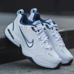 Chaussure Nike Air Monarch IV – Image 2