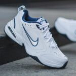 Chaussure Nike Air Monarch IV – Image 3