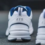 Chaussure Nike Air Monarch IV – Image 9