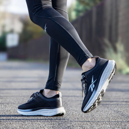 Chaussures Reebok Road Stride