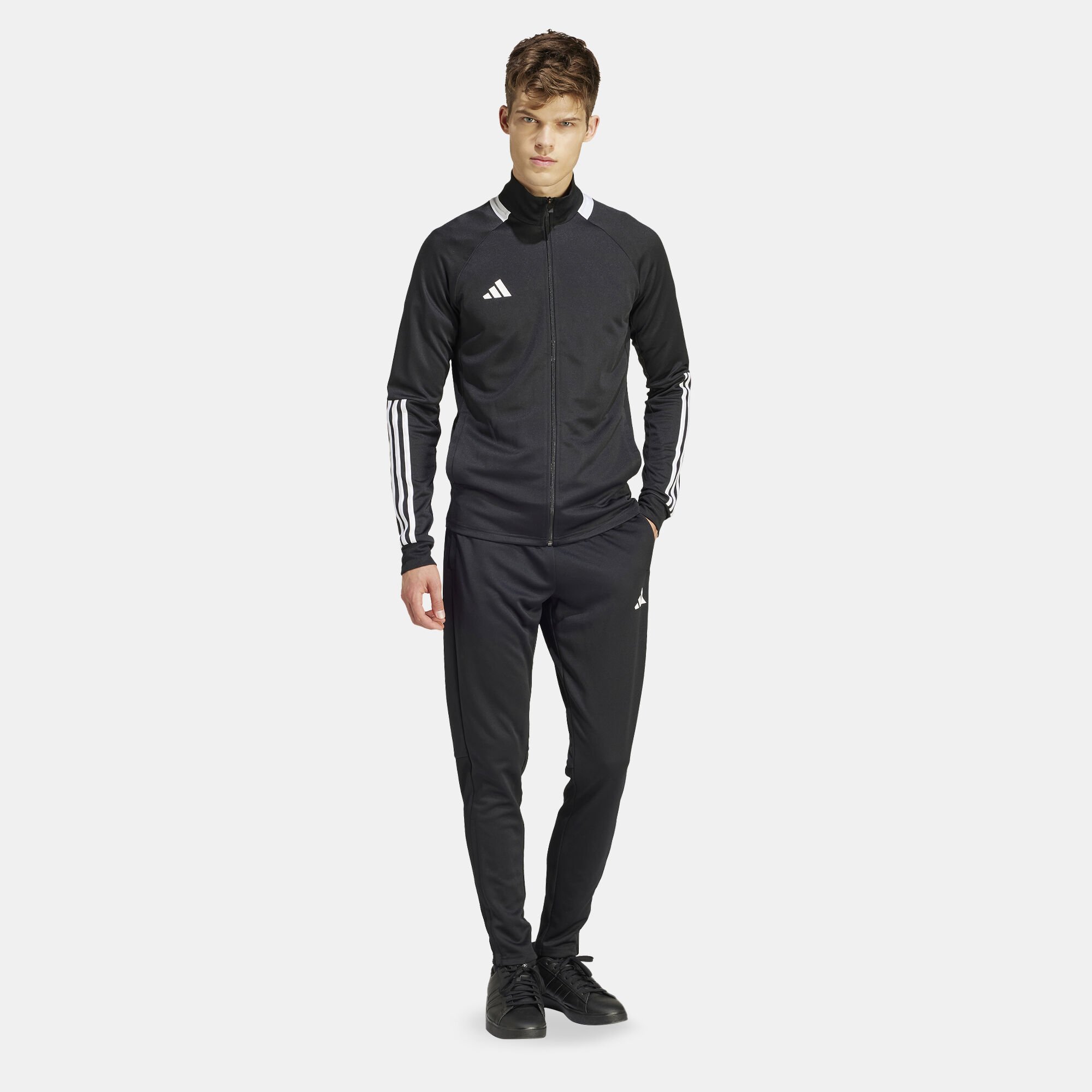 ensemble-de-survetement-adidas-sereno-aeroready-original-algerie-dz-4.jpg Ensemble de Survêtement Adidas Sereno AEROREADY – Image 1