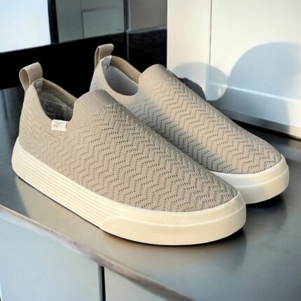 Reebok ONLUX SLIP ON