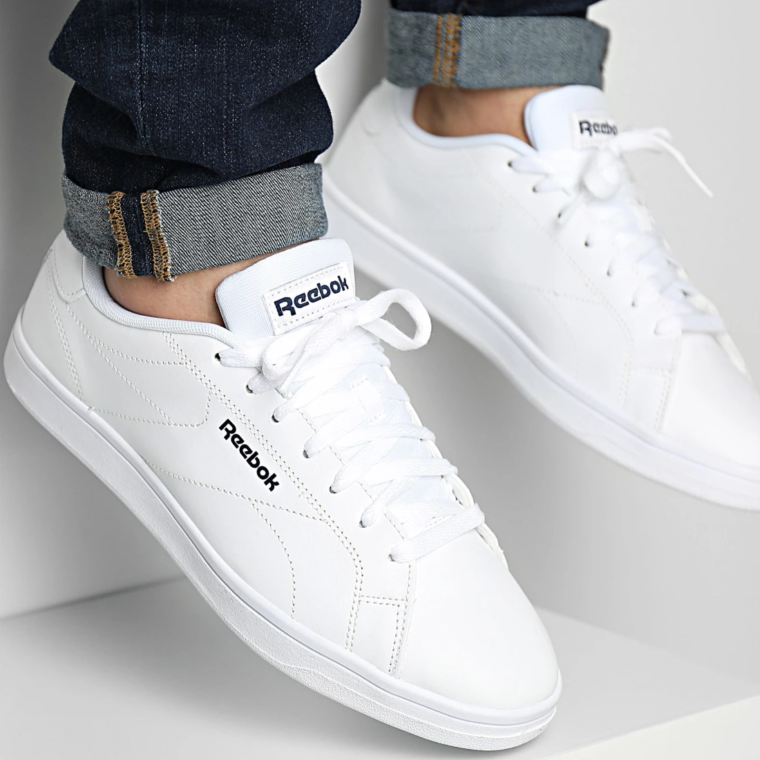 reebok_396980_EG9415_20231208T100023_01.webp Baskets Reebok Royal Complete CLN2 – Image 1