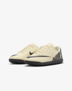Soulier de Football Nike Jr. Mercurial Vapor 15 Club – Image 3