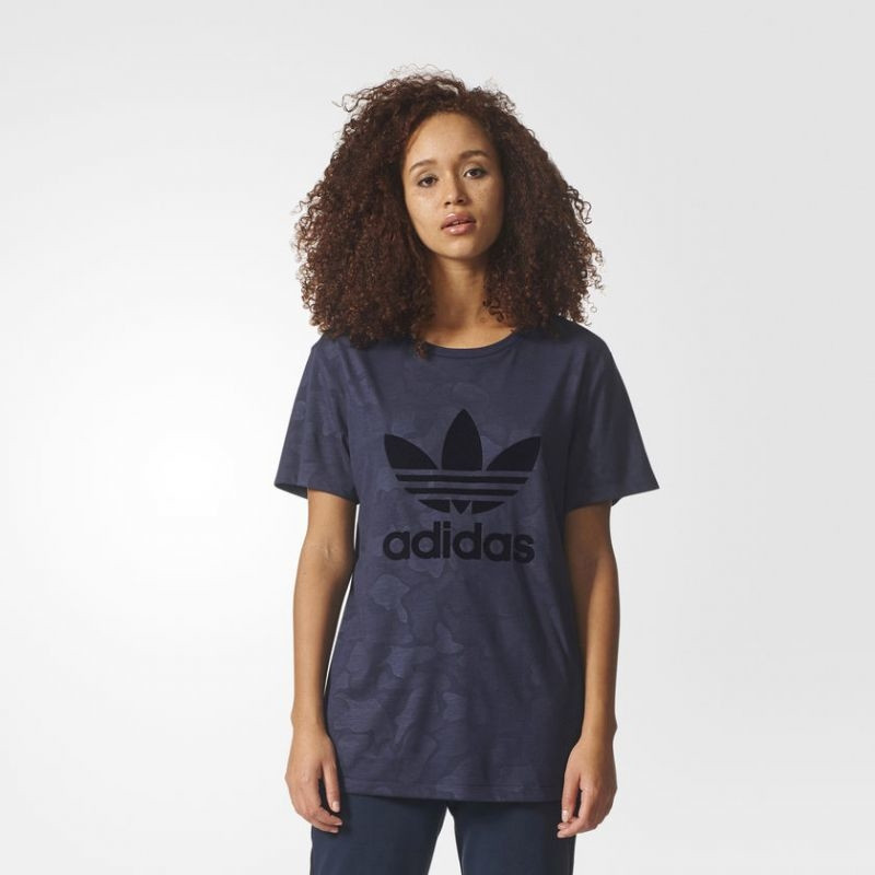 t-shirt-aidas-originals-boyfriend-treofil-pour-femmes-original-algerie-dz-2.jpg T-Shirt Aidas Originals Boyfriend Treofil pour Femmes – Image 1
