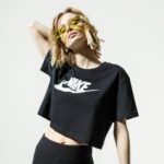 T-shirt court Nike Sportswear Essential pour Femmes