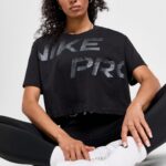 T-Shirt Nike Dri-FIT Graphic pour Femme – Image 4