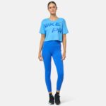 T-Shirt Nike Dri-FIT Graphic pour Femme – Image 10