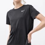 T-shirt Nike Dri-FIT Legend pour Femmes – Image 3