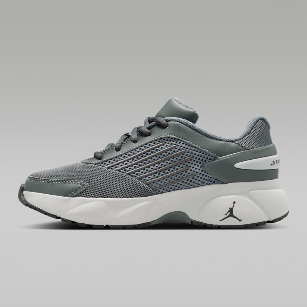 Basket Jordan Trunner Flow IQ7693-004-1 - Original Algérie DZ Image de Basket Jordan Trunner Flow IQ7693-004-1 - Original Algérie Master Sport DZ
