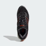 Image de Basket Adidas ADISTAR CONTROL 5 JR7229-1 - Original Algérie Master Sport DZ