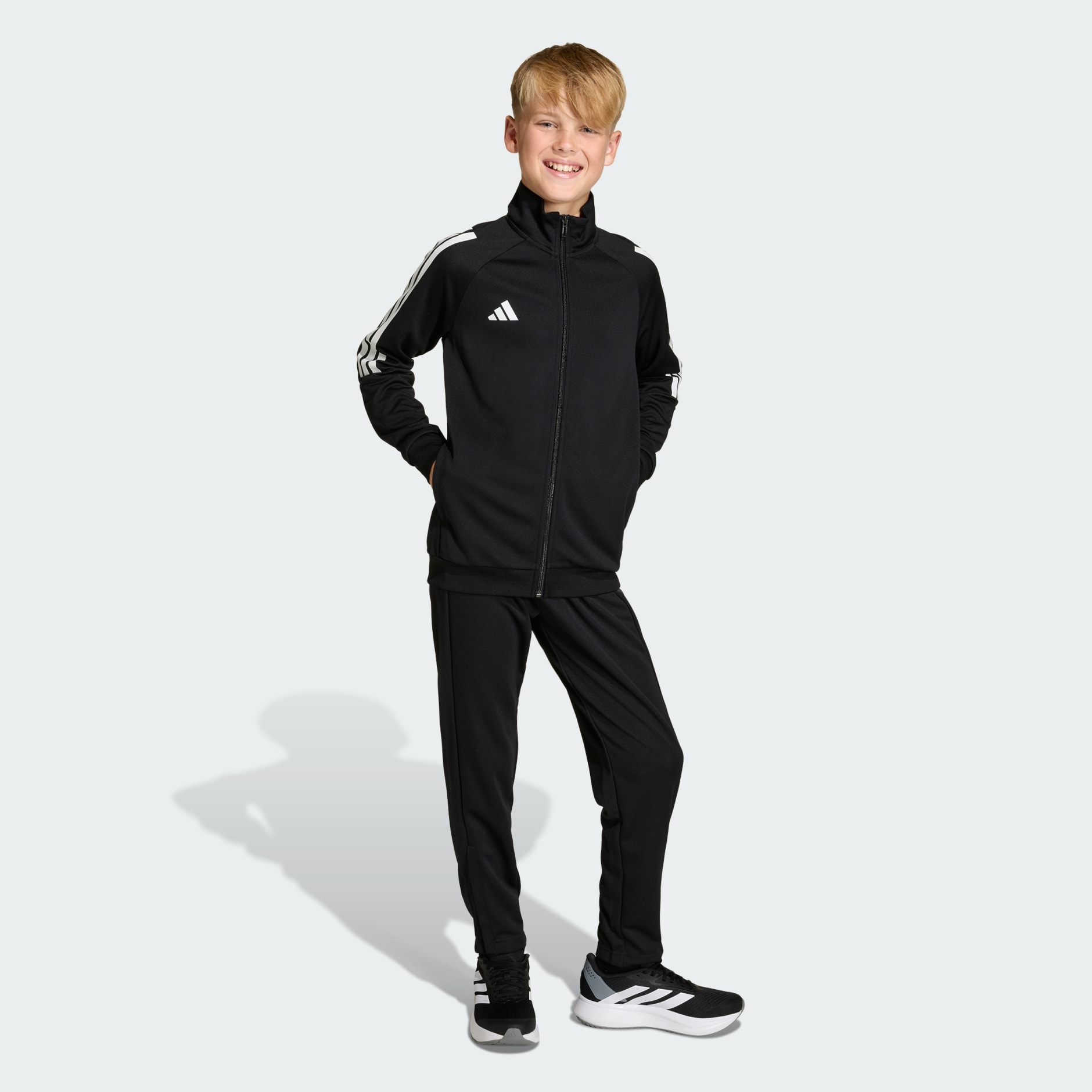 Ensemble de survêtement Adidas SERENO JD6502-1 - Original Algérie DZ Image de Ensemble de survêtement Adidas SERENO JD6502-1 - Original Algérie Master Sport DZ