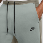 Image de Ensemble de survêtement Nike Tech Fleece HV0949-100-1 - Original Algérie Master Sport DZ