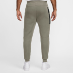 Image de Ensemble de survêtement Nike Tech Fleece HV0949-100-1 - Original Algérie Master Sport DZ