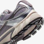 Image de Baskets Nike V5 RNR HJ5228-001-1 - Original Algérie Master Sport DZ